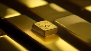 شرط‌های بانک UBS برای رسیدن طلا به ۵۲۰۰ دلار — سرمایم