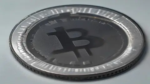 عبور قیمت بیت‌کوین از کانال ۶۵ هزار دلاری با تداوم ورود نقدینگی — سرمایم