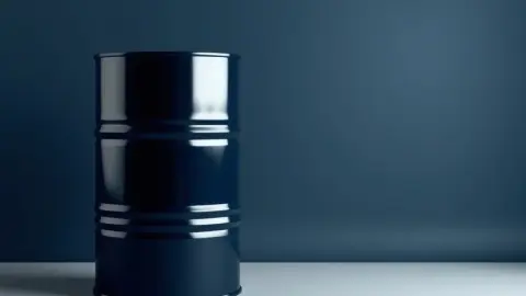 خیز قیمت نفت برای رشد هفتگی ۴ درصدی در سایه بن‌بست دیپلماتیک — سرمایم